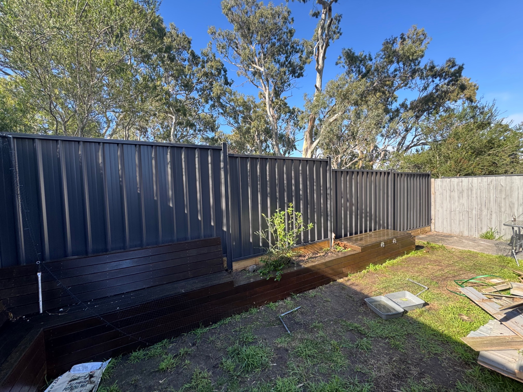Colourbond fence install